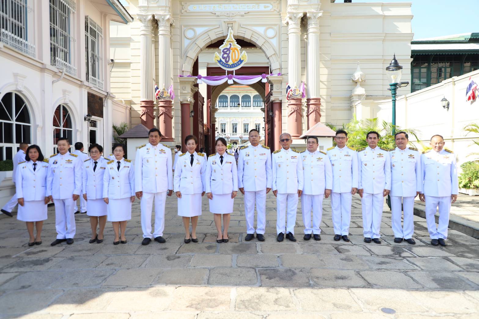 กรมบังคับคดี ร่วมลงนามถวายพระพรเนื่องในโอกาสวันเฉลิมพระชนมพรรษา สมเด็จพระนางเจ้าสุทิดา พัชรสุธาพิมลลักษณ พระบรมราชินี